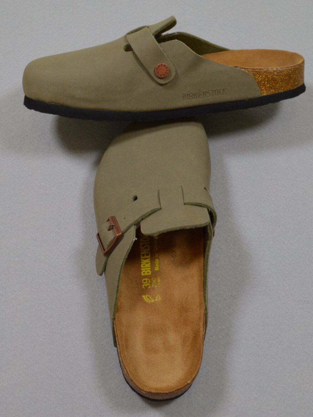 Birkenstock Boston Clogs Olive Green Birko-Flor Size 39 Regular Fit NWT